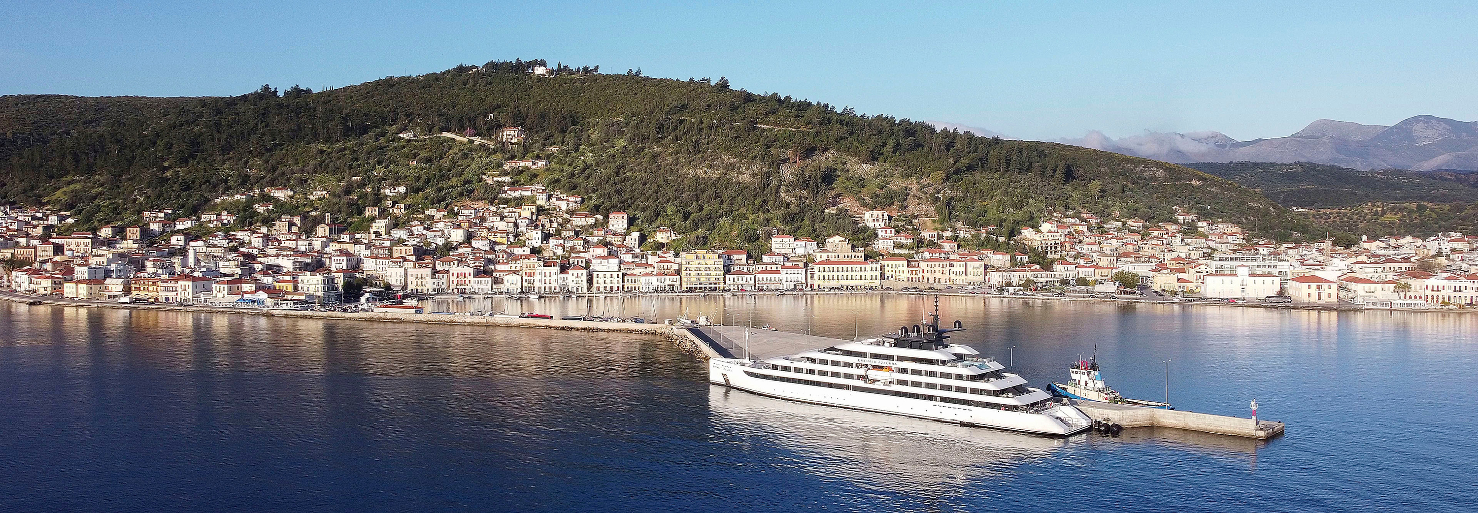 Discover the wonders of the Mediterranean with Emerald yacht cruises<br/><br/><br/><br/>